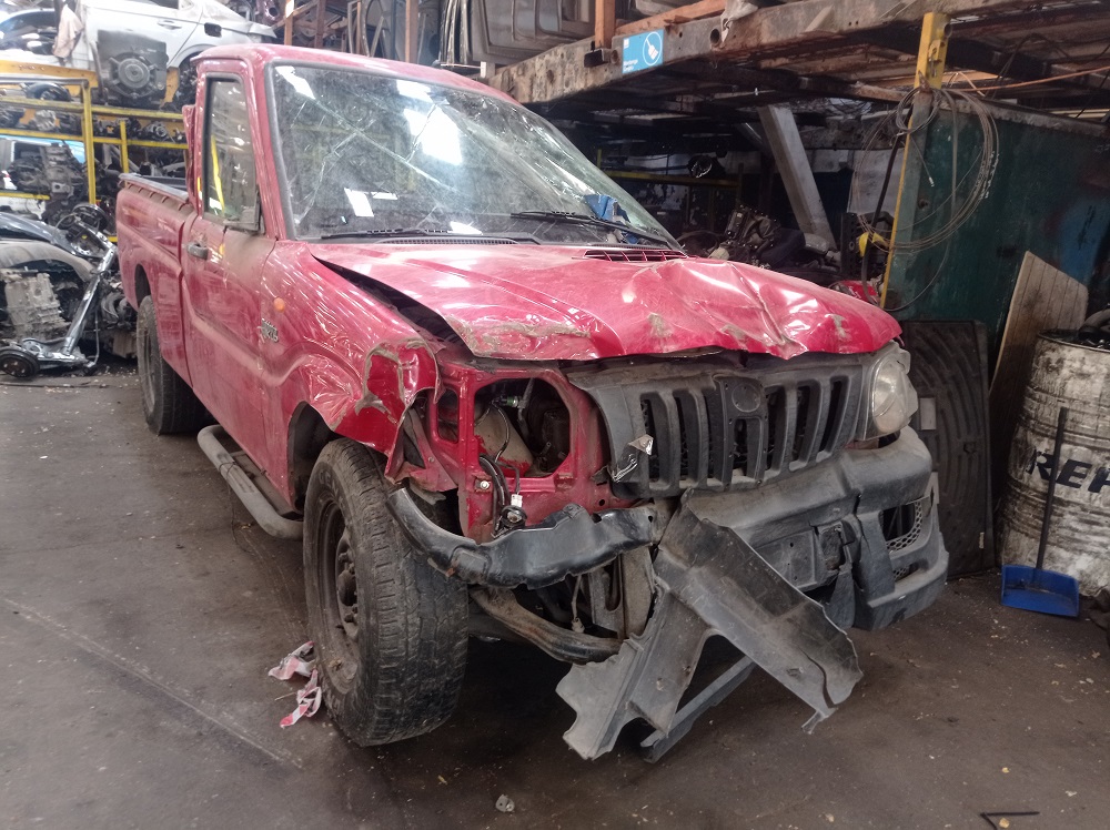  Mahindra PICK UP  USADO